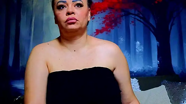 Snapshot of ElizabethEven chatting on 02/08/26, 08:56 ElizabethEven online show from 02/08/26, 08:56