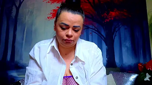 Snapshot of ElizabethEven chatting on 02/14/26, 04:59 ElizabethEven online show from 02/14/26, 04:59