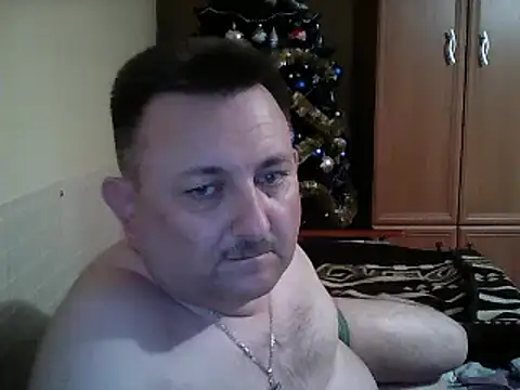 Snapshot of Novy73 chatting on 12/22/25, 10:51 Novy73 online show from 12/22/25, 10:51