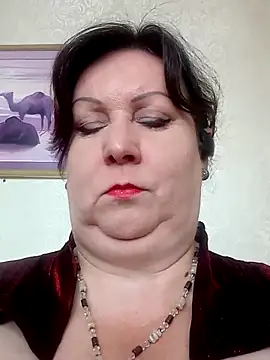Snapshot of Milf4love50 chatting on 06/07/26, 02:21 Milf4love50 online show from 06/07/26, 02:21