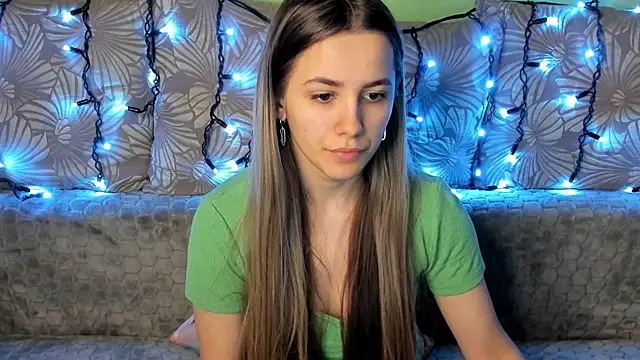 MaggieCake online show from 12/20/24, 07:12