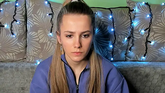 MaggieCake online show from 01/10/25, 05:58