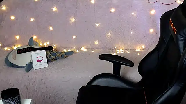 Ginger Stay online show from 03/15/25, 09:30