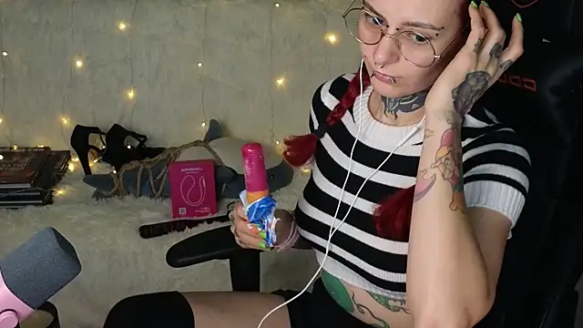 Ginger Stay online show from 10/02/25, 11:01