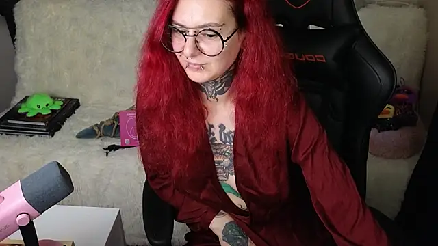 Ginger Stay online show from 11/21/25, 07:29