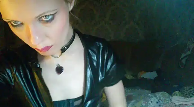 Snapshot of WildMissNiks chatting on 12/02/24, 12:29 WildMissNiks online show from 12/02/24, 12:29