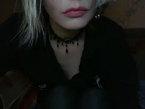WildMissNiks online show from 06/01/26, 07:10