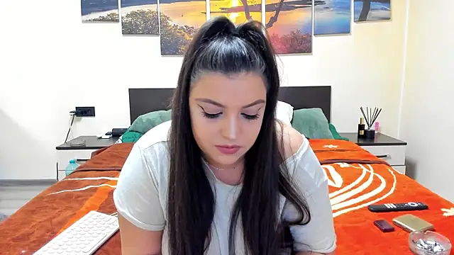 adelline online show from 01/16/25, 12:55