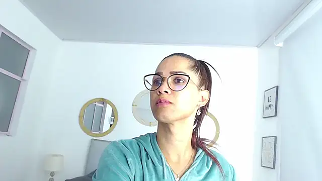 PINK  LOLA1 online show from 01/30/25, 08:53