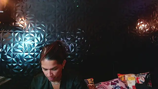 PINK  LOLA1 online show from 11/02/25, 01:19