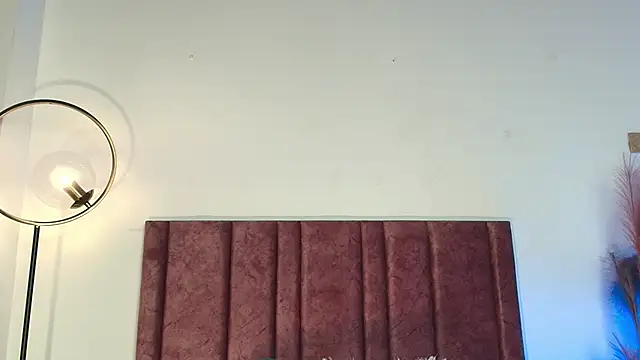 Snapshot of Christy_Sea chatting on 10/06/25, 06:27 Christy Sea online show from 10/06/25, 06:27