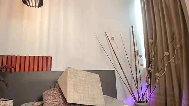 Christy Sea online show from 05/11/26, 02:45