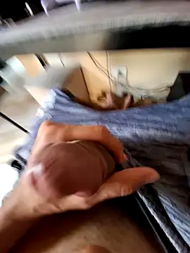 Snapshot of guilherme205 chatting on 01/25/25, 06:13 guilherme205 online show from 01/25/25, 06:13