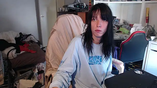 Snapshot of missthon0 chatting on 06/30/26, 02:07 missthon0 online show from 06/30/26, 02:07