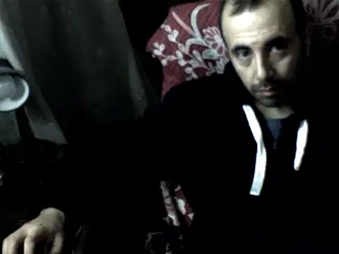 Snapshot of big_heart chatting on 02/19/25, 07:06 big heart online show from 02/19/25, 07:06