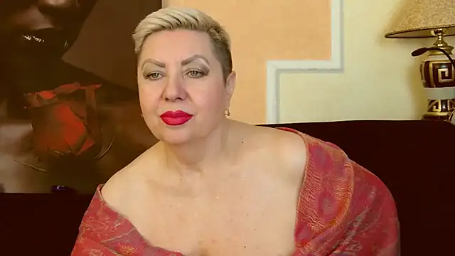 LadyPosh online show from 01/22/25, 10:15