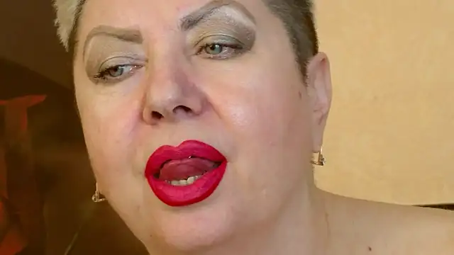 LadyPosh online show from 01/25/25, 01:43