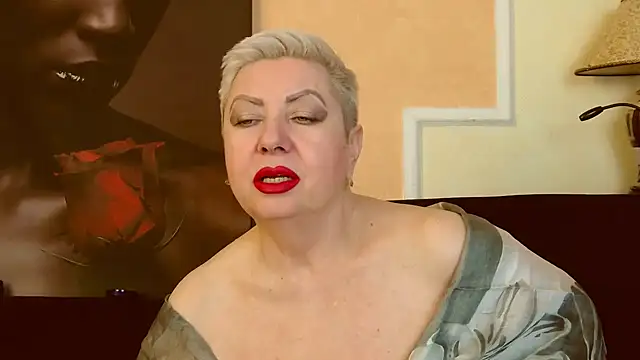 LadyPosh online show from 03/21/25, 09:45