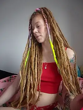 LucidLucy online show from 12/15/25, 02:10