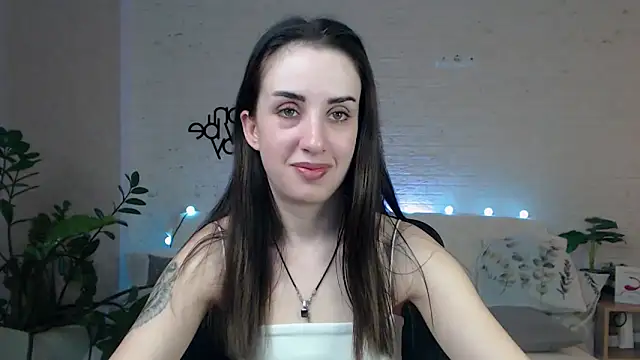 Snapshot of FranceskoJones chatting on 03/22/25, 06:14 FranceskoJones online show from 03/22/25, 06:14