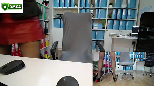 Snapshot of secret-office chatting on 05/07/26, 05:24 secret-office online show from 05/07/26, 05:24