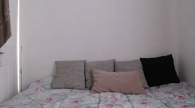 Indianbloom- online show from 01/22/25, 09:02