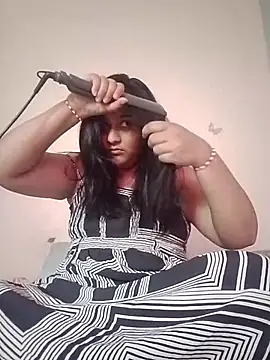 Indianbloom- online show from 11/11/25, 12:27