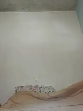 Snapshot of Indianbloom- chatting on 01/14/26, 02:44 Indianbloom- online show from 01/14/26, 02:44