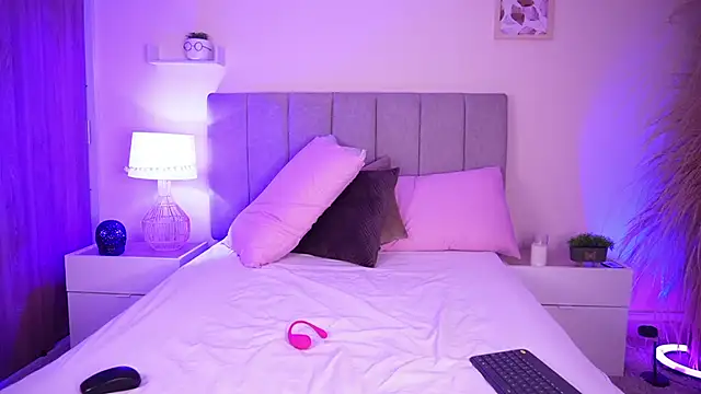 curvyliciousss online show from 01/13/25, 11:38