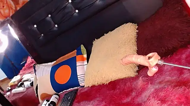 Snapshot of camilastar89 chatting on 09/12/25, 06:52 camilastar89 online show from 09/12/25, 06:52