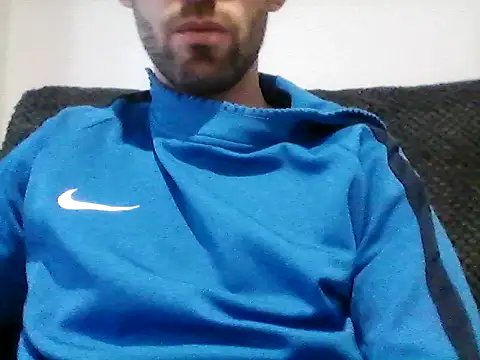 Snapshot of juju156111 chatting on 01/10/26, 12:40 juju156111 online show from 01/10/26, 12:40