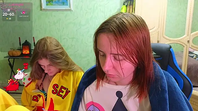 DanaMartina online show from 10/10/25, 05:23