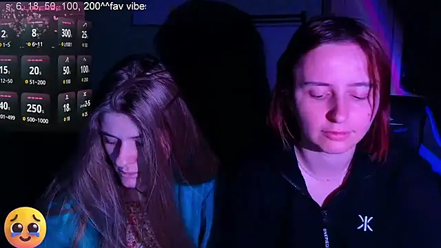 DanaMartina online show from 11/18/25, 02:43