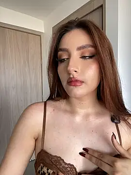Snapshot of Anavi_ chatting on 06/26/26, 10:03 Anavi online show from 06/26/26, 10:03