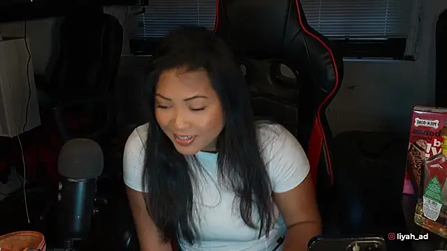 Bubbleliyah online show from 11/13/25, 09:36