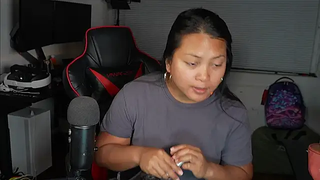 Snapshot of Bubbleliyah chatting on 01/10/26, 10:06 Bubbleliyah online show from 01/10/26, 10:06