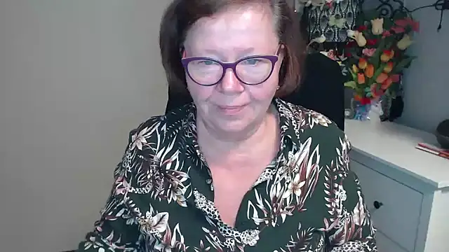 Adelewildx online show from 05/12/26, 03:36