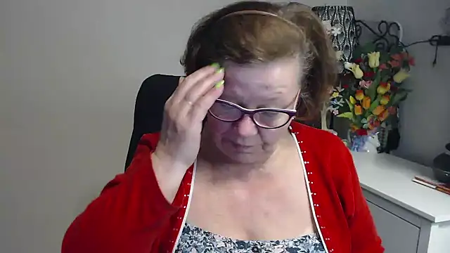 Adelewildx online show from 05/13/26, 03:37