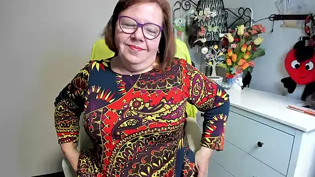 Adelewildx online show from 06/15/26, 02:47