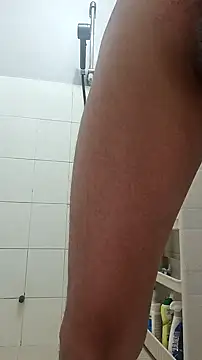 Snapshot of assluv1909 chatting on 01/24/25, 01:47 assluv1909 online show from 01/24/25, 01:47