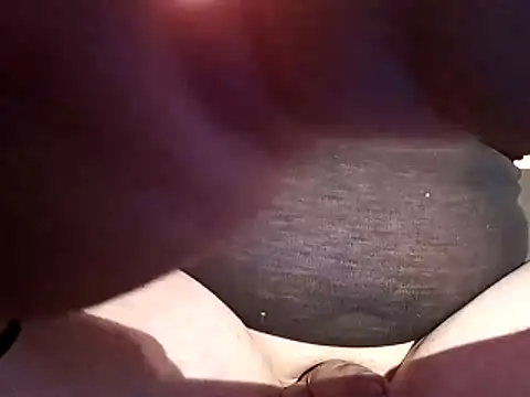 Snapshot of OliverBerlinSucht chatting on 02/02/26, 01:15 OliverBerlinSucht online show from 02/02/26, 01:15