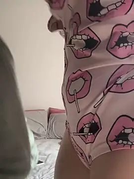 Snapshot of couplepenetration chatting on 01/19/25, 10:50 couplepenetration online show from 01/19/25, 10:50