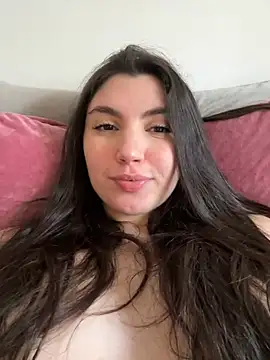 Snapshot of couplepenetration chatting on 02/26/25, 01:08 couplepenetration online show from 02/26/25, 01:08