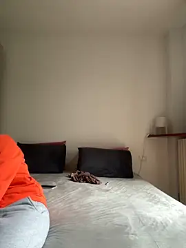 Snapshot of couplepenetration chatting on 03/12/25, 09:34 couplepenetration online show from 03/12/25, 09:34