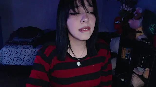 Snapshot of babyakem chatting on 11/12/25, 04:13 babyakem online show from 11/12/25, 04:13