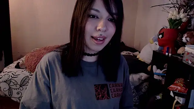 Snapshot of babyakem chatting on 02/15/26, 04:09 babyakem online show from 02/15/26, 04:09