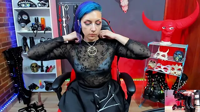 Snapshot of Mistress_Yelena chatting on 05/15/26, 09:11 Mistress Yelena online show from 05/15/26, 09:11