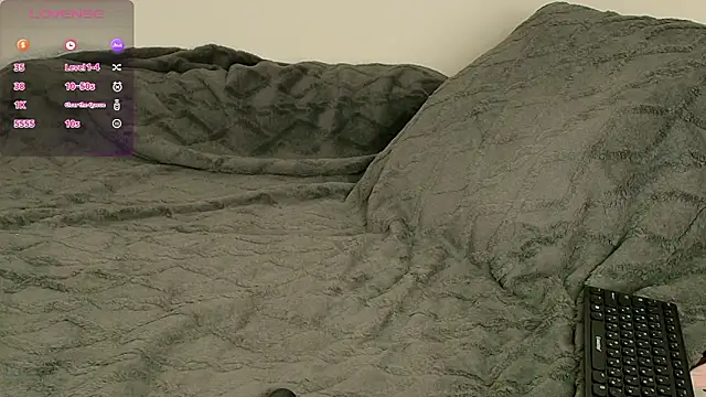 Snapshot of SuchArt_ chatting on 03/14/26, 03:50 SuchArt online show from 03/14/26, 03:50