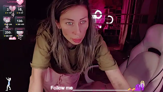 Snapshot of AnnieGOld_ chatting on 02/20/26, 08:53 AnnieGOld online show from 02/20/26, 08:53