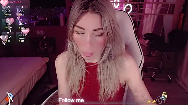 Snapshot of AnnieGOld_ chatting on 03/23/26, 06:50 AnnieGOld online show from 03/23/26, 06:50